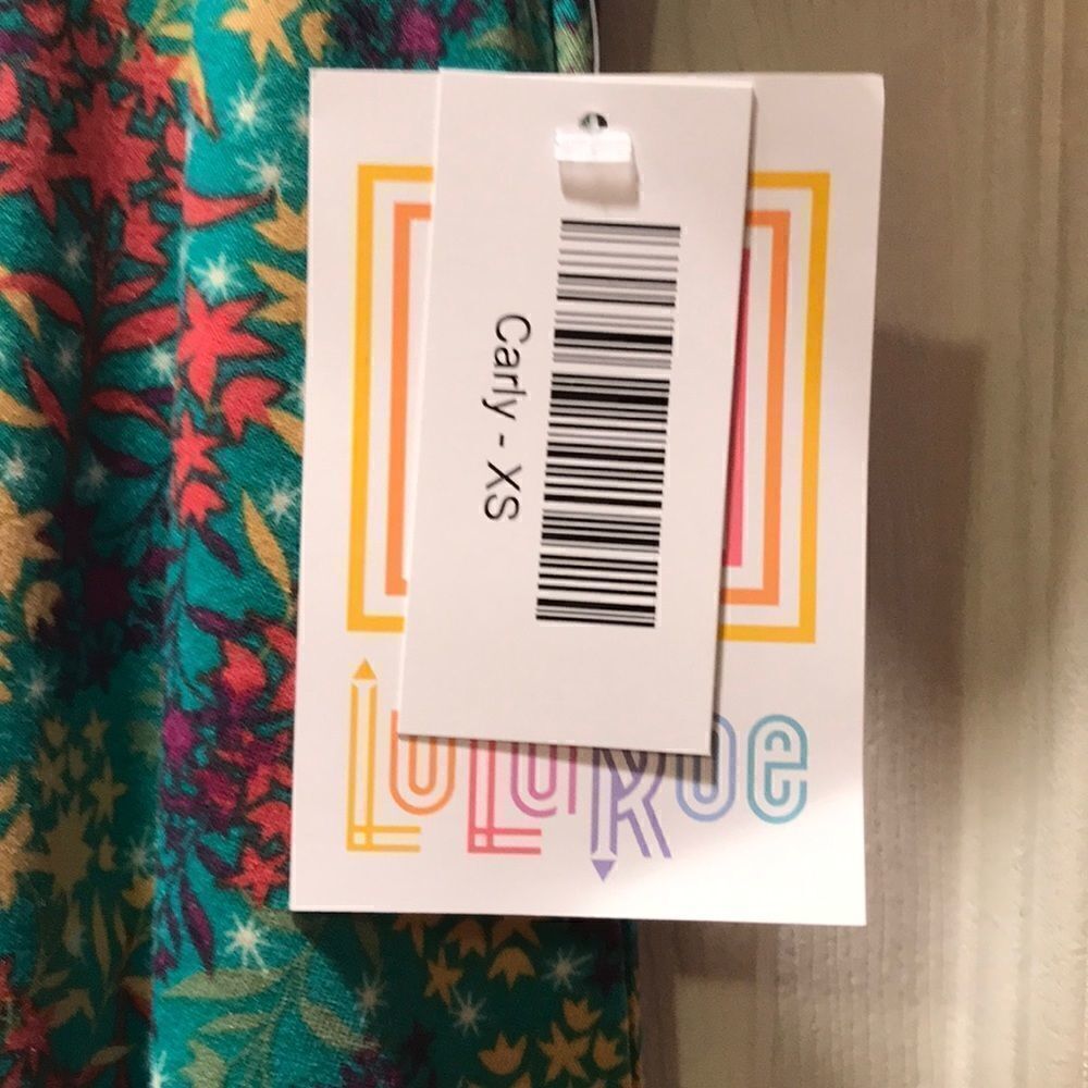 ✨ LuLaRoe Floral Carly 🌺 - Picture 4 of 5